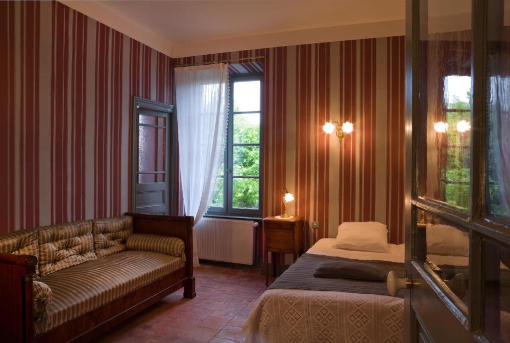Logis Hotel - Restaurant La Marbrerie Caunes-Minervois Rom bilde